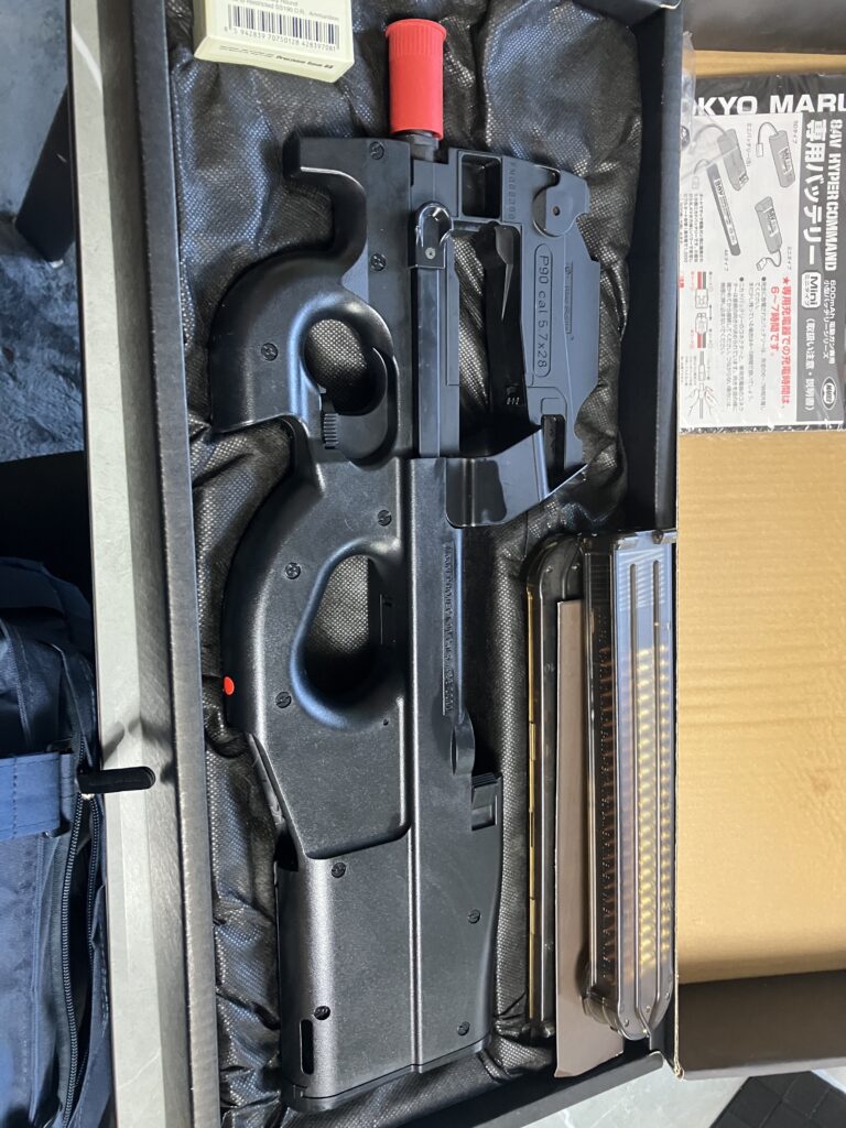 （軍事増強）結局買ってしまいました。P90